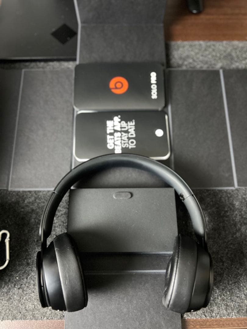 Beats Solo Pro ワイヤレスヘッドホン