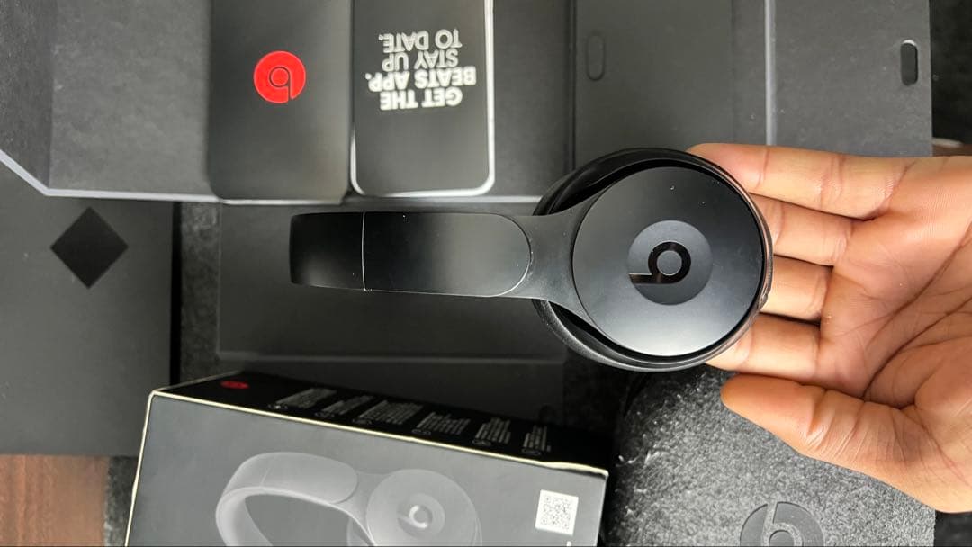 Beats Solo Pro ワイヤレスヘッドホン