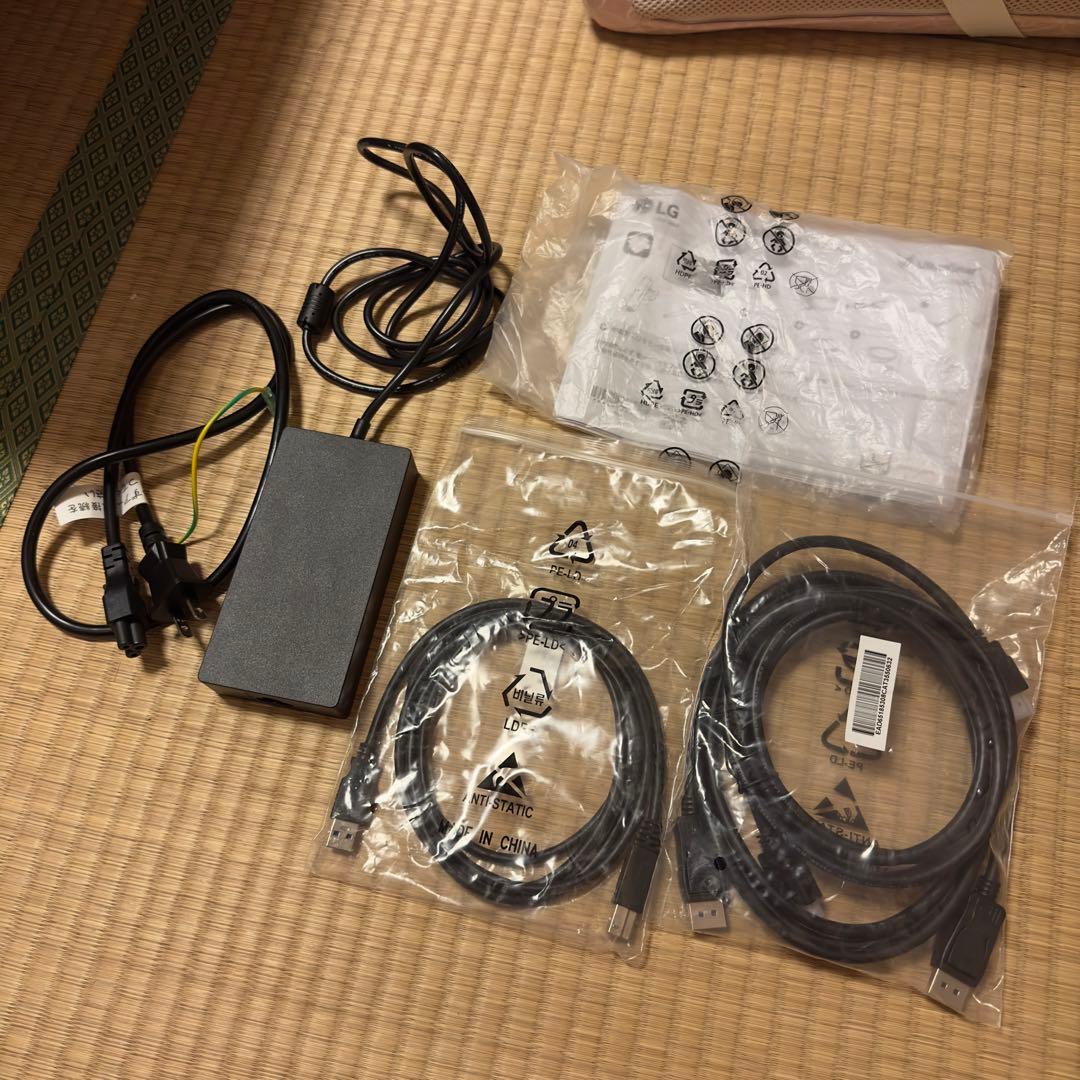 【美品】LG 32GR93U-B 31.5インチ 4K 144Hz