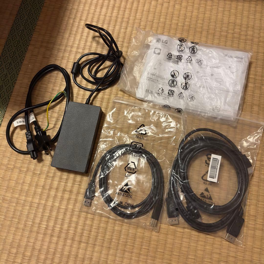 【美品】LG 32GR93U-B 31.5インチ 4K 144Hz