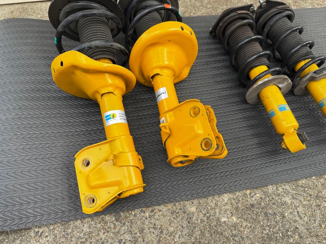 値引き交渉可 レヴォーグ 純正ショック ビルシュタイン