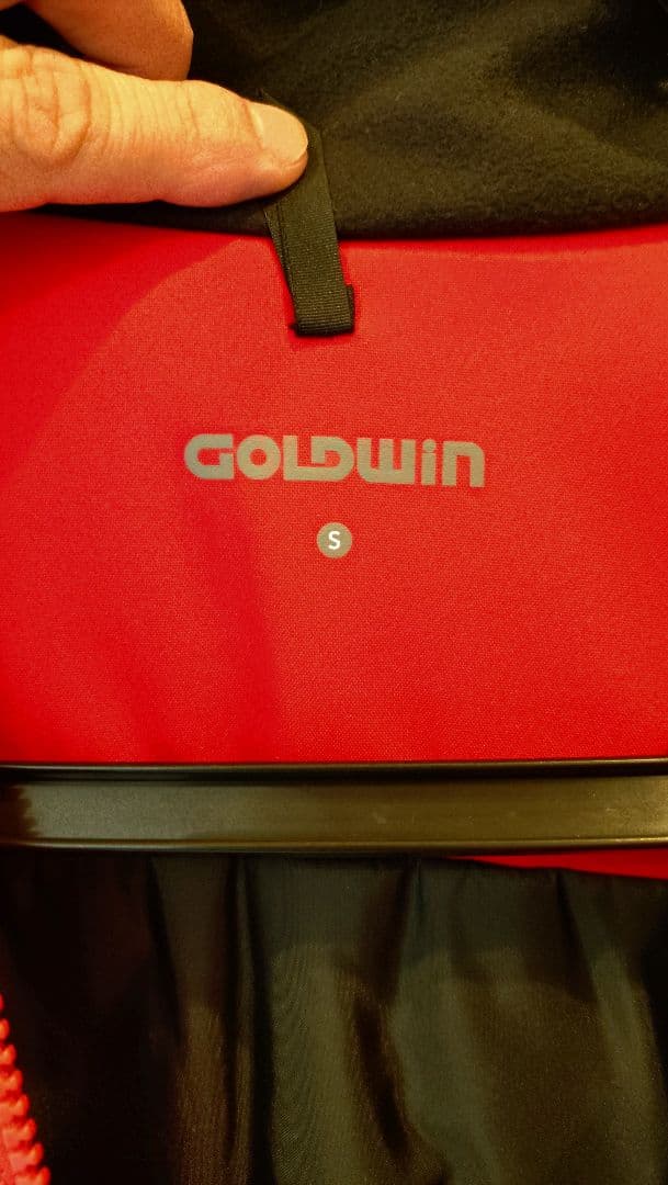 【お値下げ中】　ゴールドウィン　S　 レッド　 スキーウェア メンズ