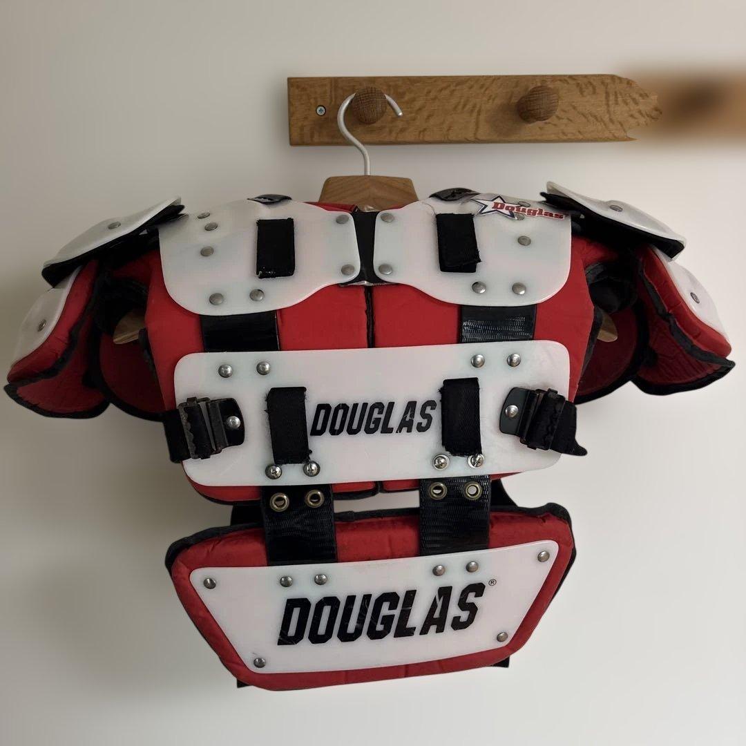 DOUGLAS QBK XS 16-17 ショルダーパッド バックプレート付き