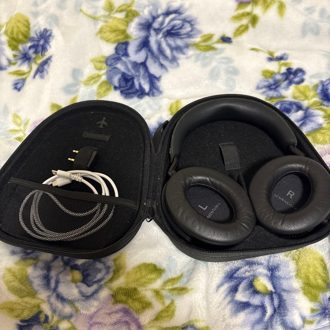 ヘッドホン Sennheiser momentum4wireless