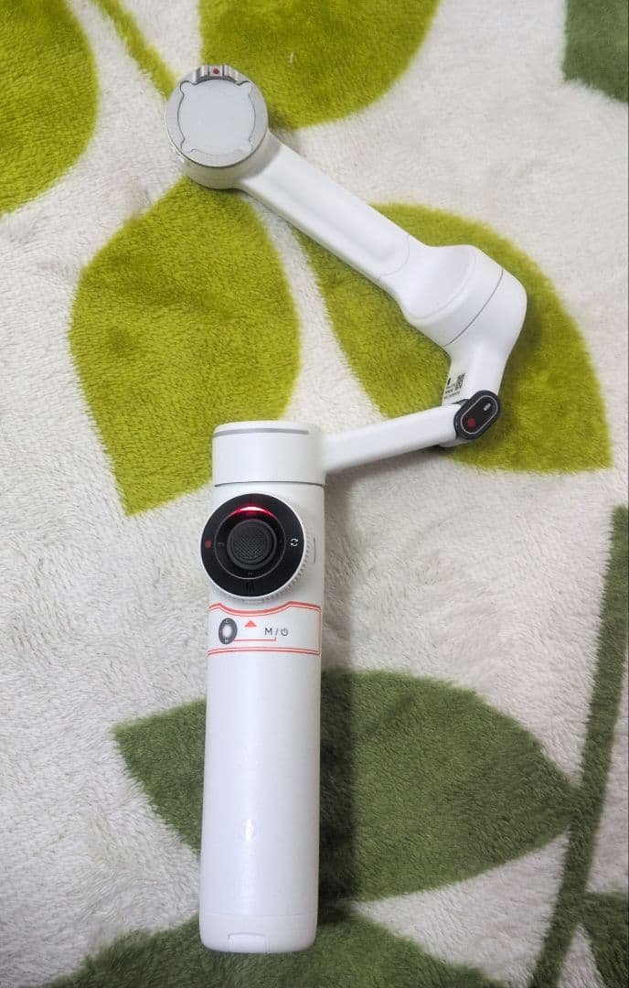 【あゆむ】Insta360 Flow 2 pro 通常版 ホワイト 収納袋