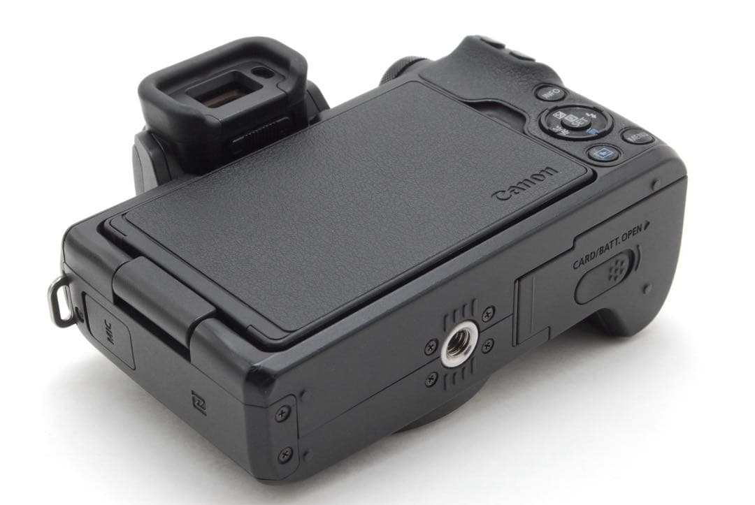 美品✨キャノン EOS Kiss M❤️Wi-Fi&ラクラク自撮り！