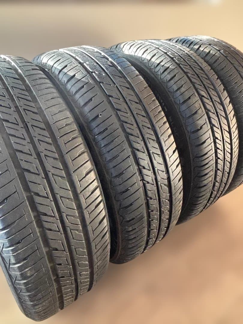 ストラテジー 185/60R15 タイヤホイールセット シルバー ブラック