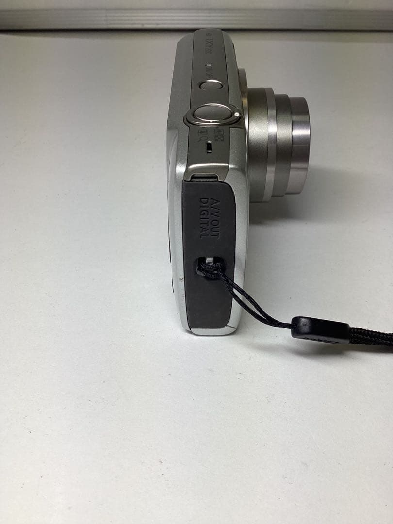 c*様 Canon IXY 200 デジタルカメラ 16GB付き 撮影可能