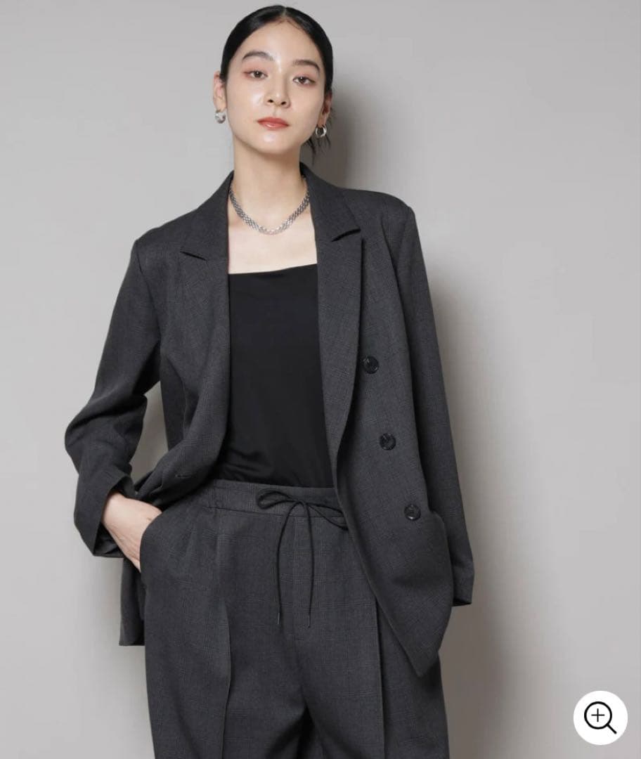 【11月末まで値下げ中】ストレッチサージチェックダブルジャケット