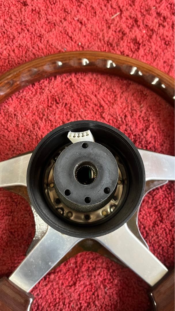 【MOMO】モモ　ステアリング/ウッド調