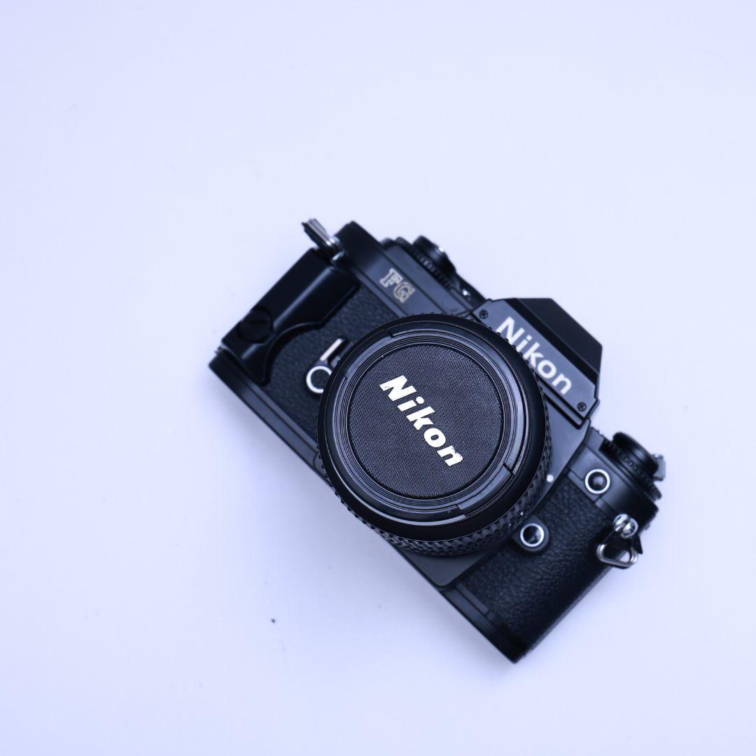 フィルムカメラ Nikon FG　黒 レンズ2本電池付き