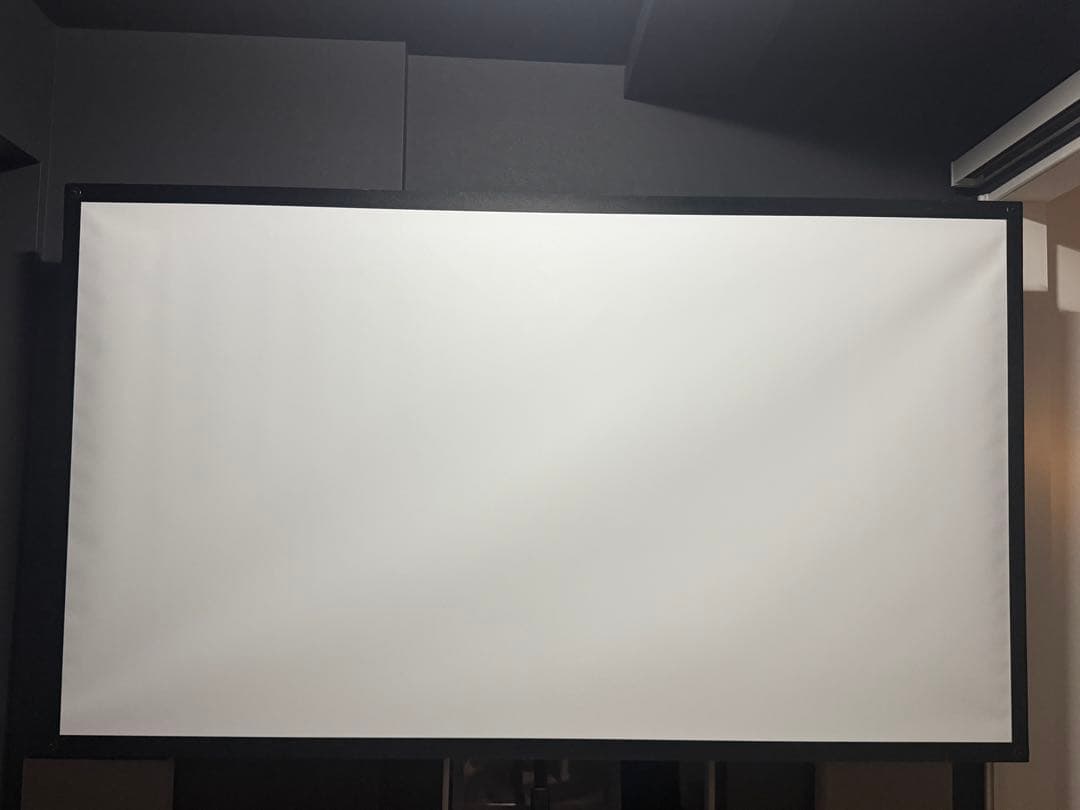 EPSONスクリーンELPSC21B 180×100 大画面スクリーン 80