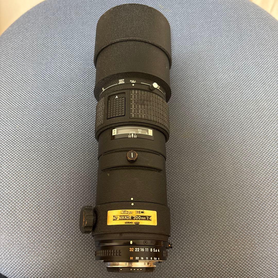 Nikon ED AF NIKKOR 300mm F4 単焦点望遠レンズ
