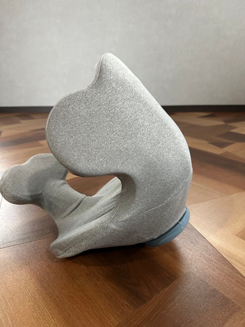 姿勢矯正用クッション グレー