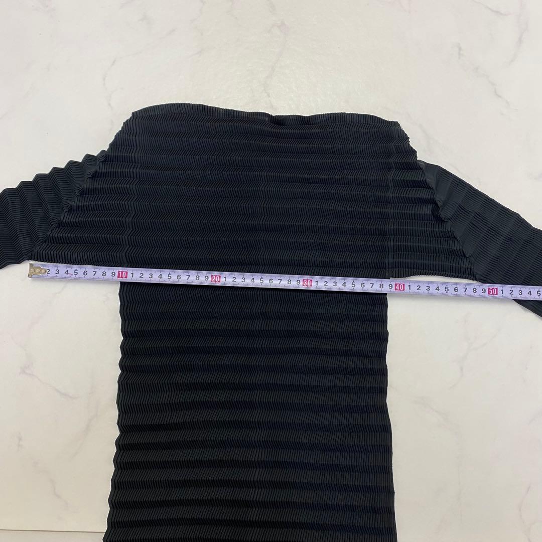 美品★ISSEY MIYAKE イッセイミヤケ 長袖カットソー プリーツ 黒 M