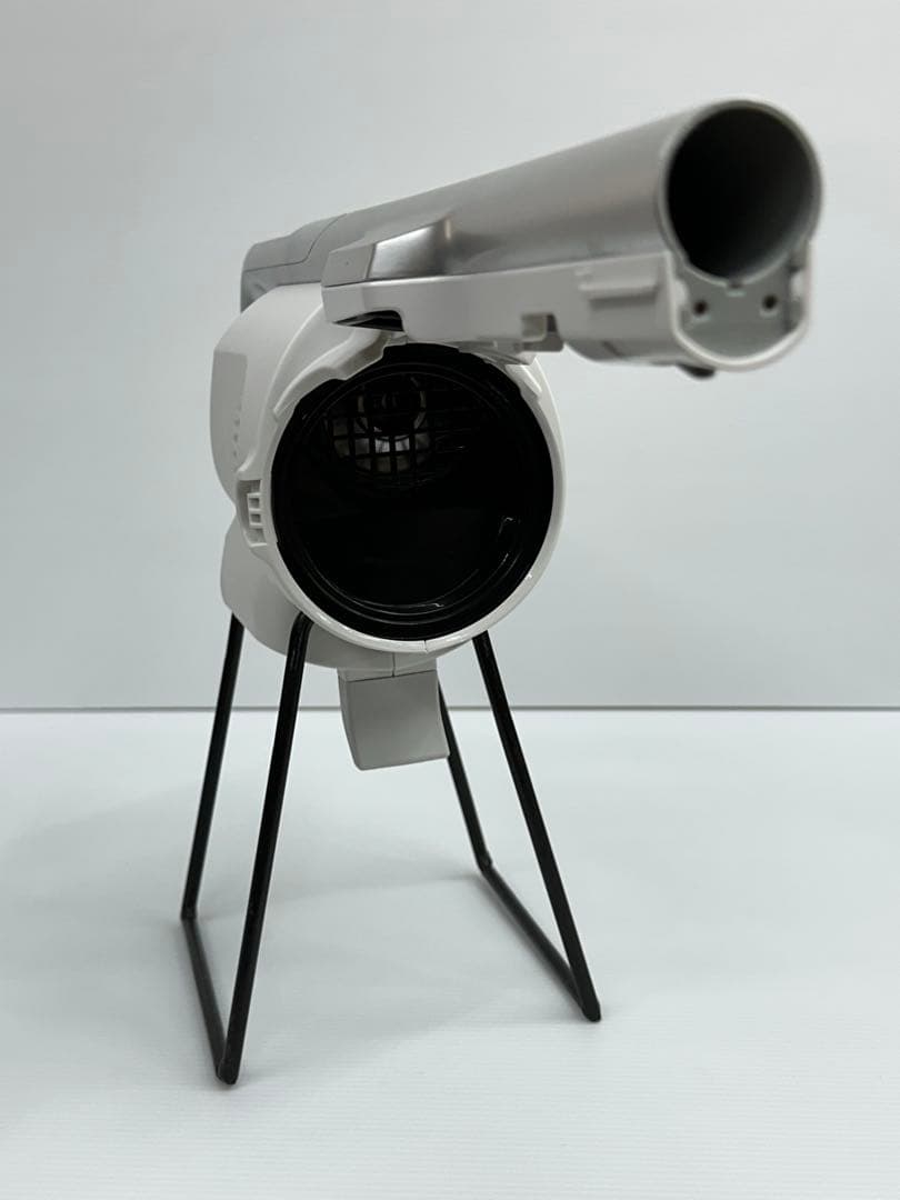 新型　動作保証品　シャープ　掃除機　本体　EC-SR8-W 白　ホワイト　中古