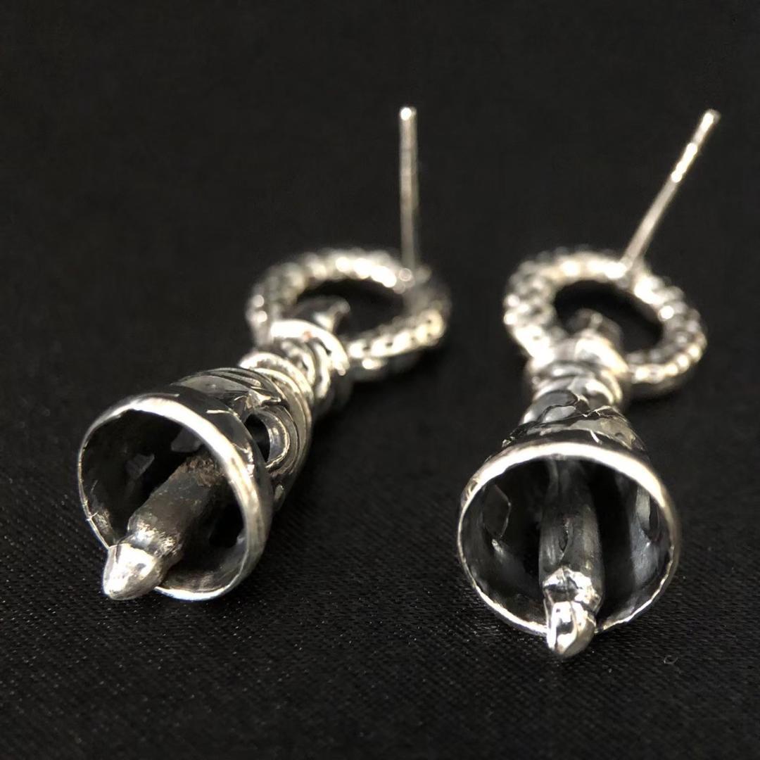 シルバー925 ピアス　メンズ　鈴　鐘　ベル　クロム　人気　3-24 6293