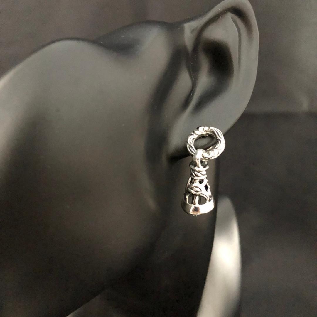 シルバー925 ピアス　メンズ　鈴　鐘　ベル　クロム　人気　3-24 6293