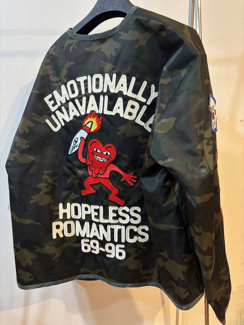 エモーショナルアンアベイラブル