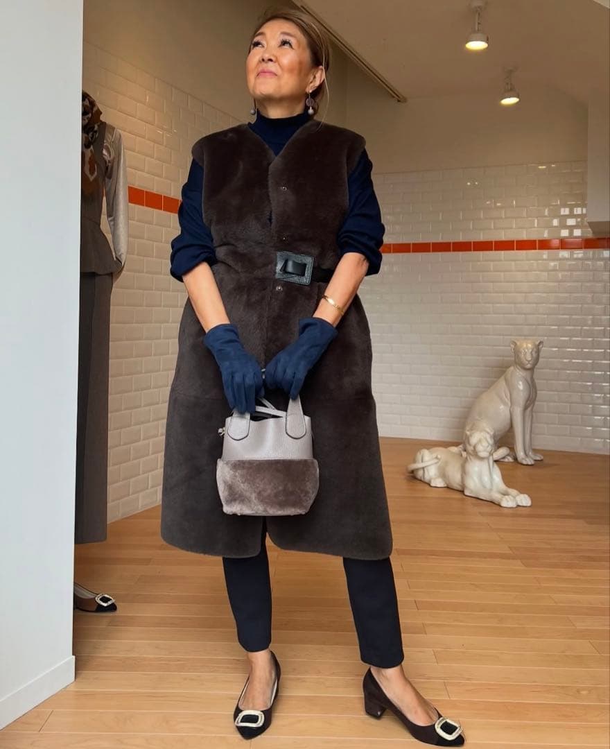 【お値下げ】ベアトリス　フェイクファーリバーシブルジレ