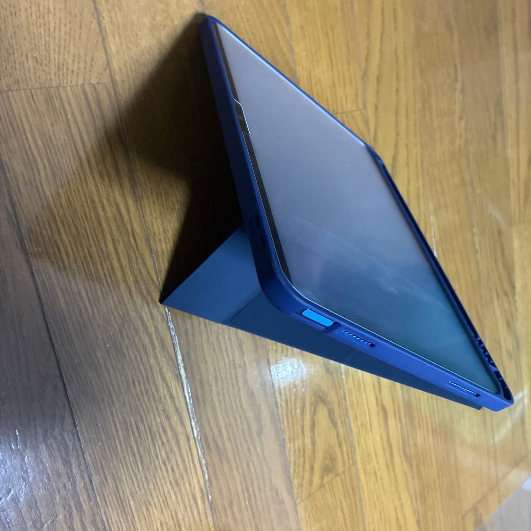 iPad 11世代　ほぼ未使用