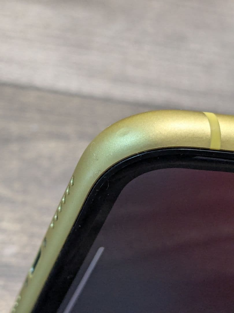 iPhone11 イエロー 128G 中古 本体　画面難あり