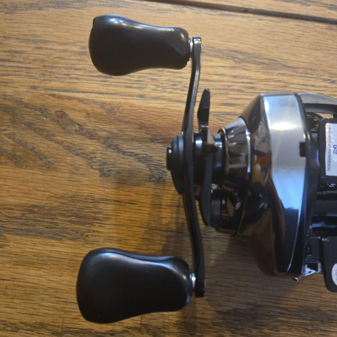 ANTARES DC XG ベイトリール シルバー