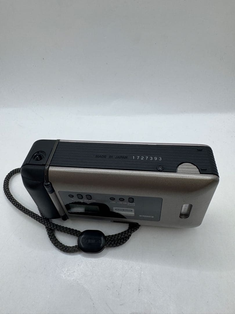 Konica BiG mini BM-301コンパクトフィルムカメラ