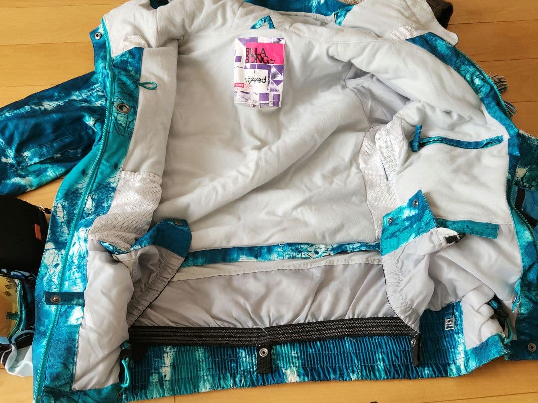 【美品】スキー（スノーボード）ウェアセット6点セット（バラ売り可）