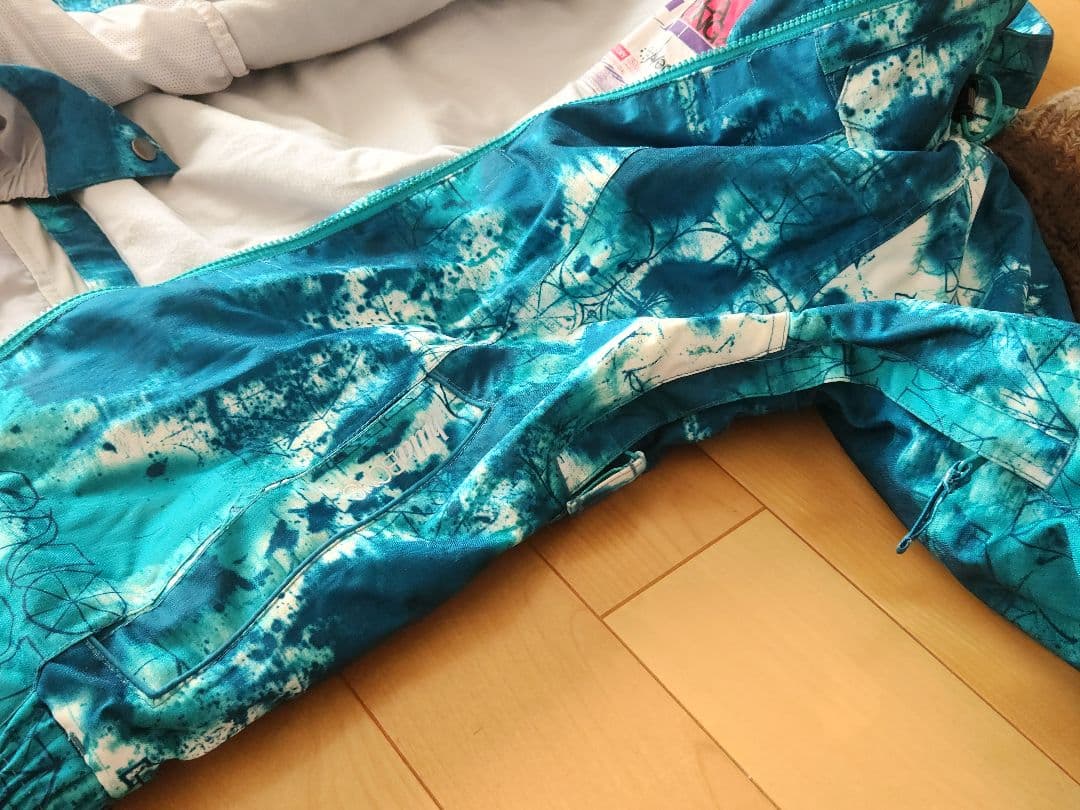 【美品】スキー（スノーボード）ウェアセット6点セット（バラ売り可）