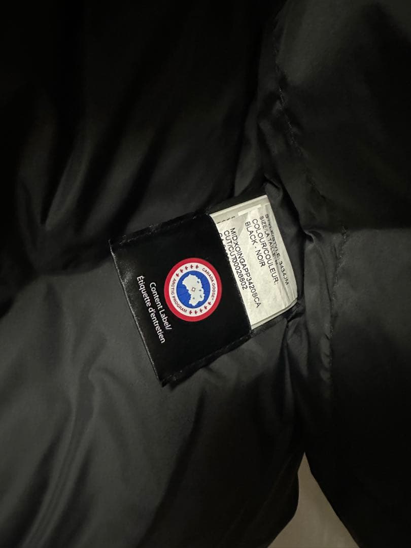 カナダ製 ブラック ダウンベスト Mサイズ