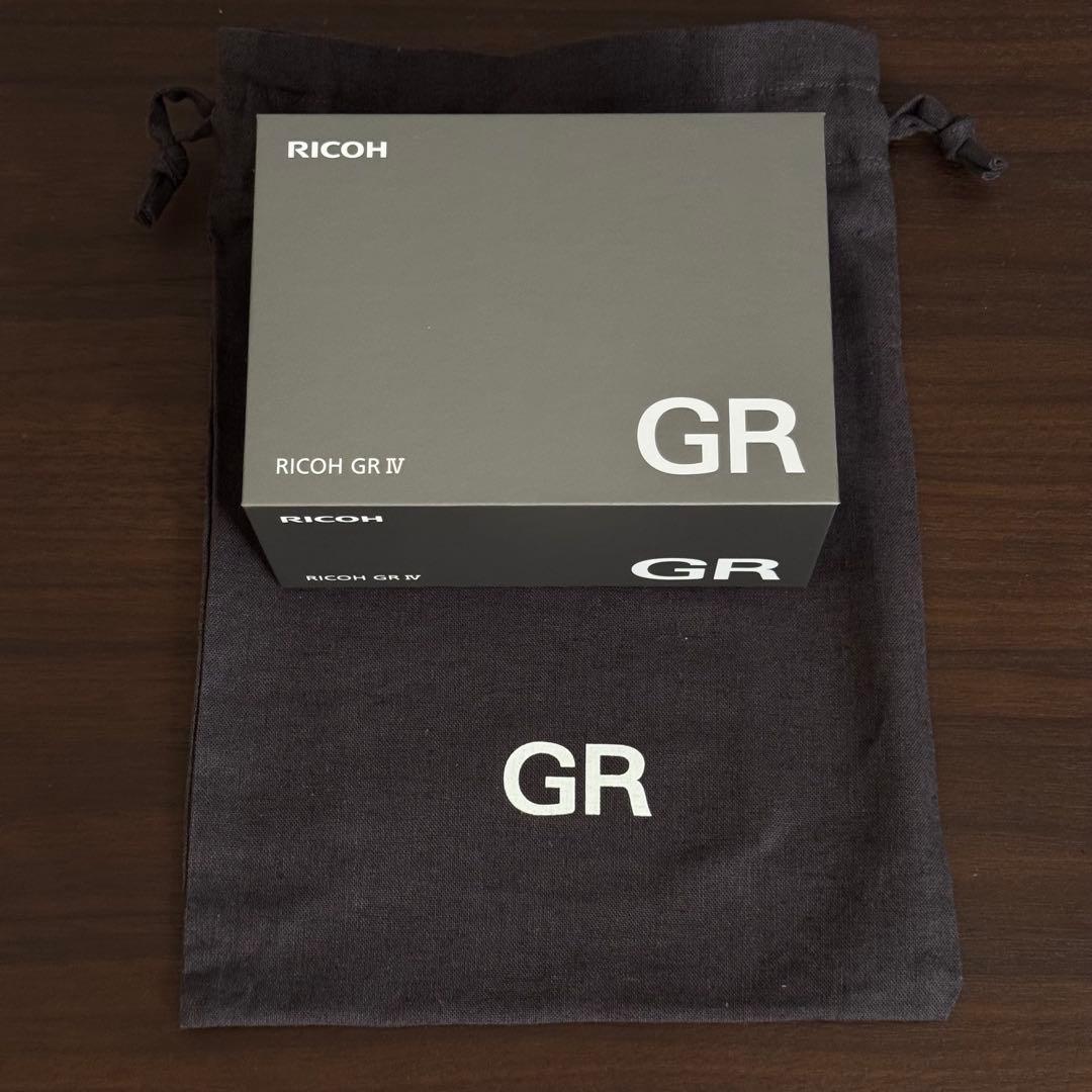 【新品26.01.25購入】 リコー RICOH GR Ⅳ保証書付き