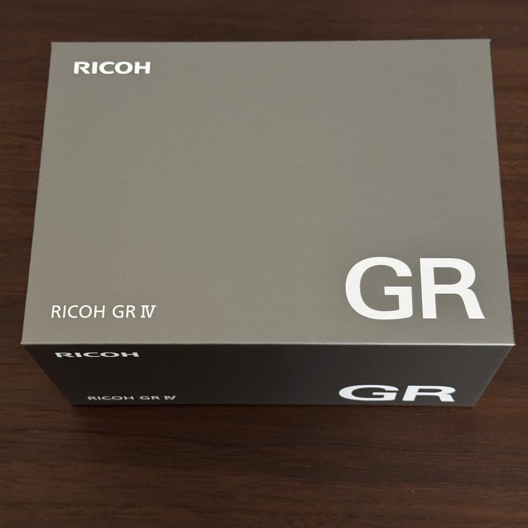 【新品26.01.25購入】 リコー RICOH GR Ⅳ保証書付き