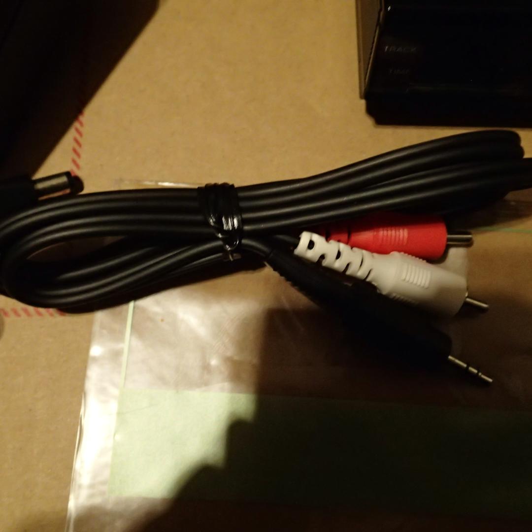 ソニー　SONY コンパクトCDプレーヤーD-50 純正ACアダプタ付　ジャンク