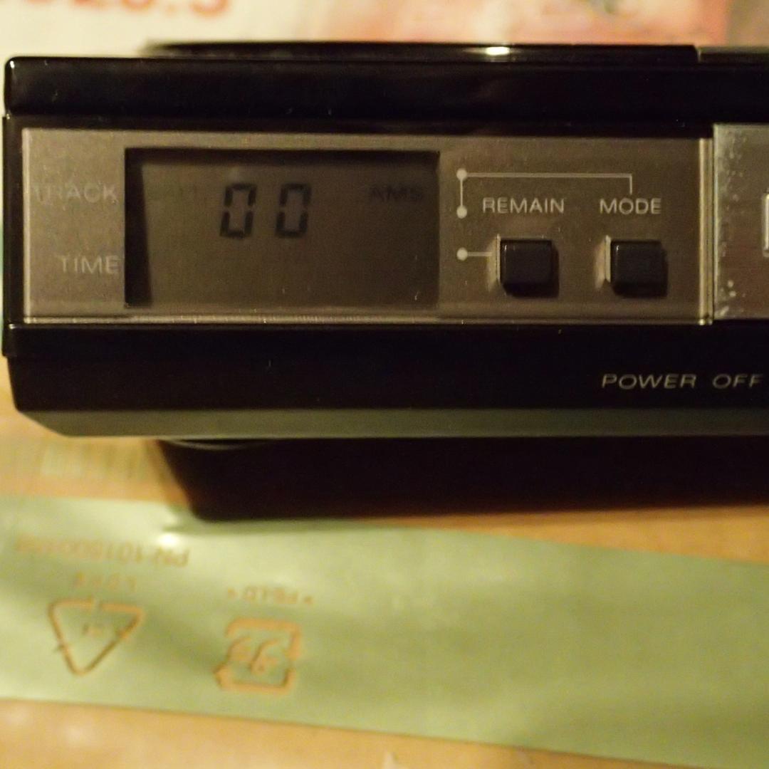 ソニー　SONY コンパクトCDプレーヤーD-50 純正ACアダプタ付　ジャンク