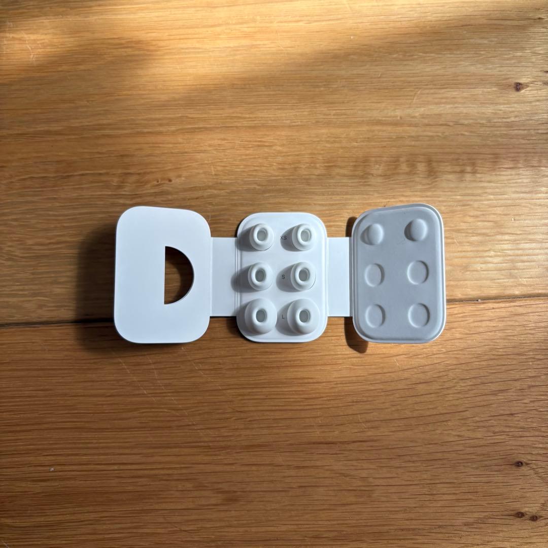 AirPods Pro 第2世代 イヤホン両耳 本体のみ 付属品付き