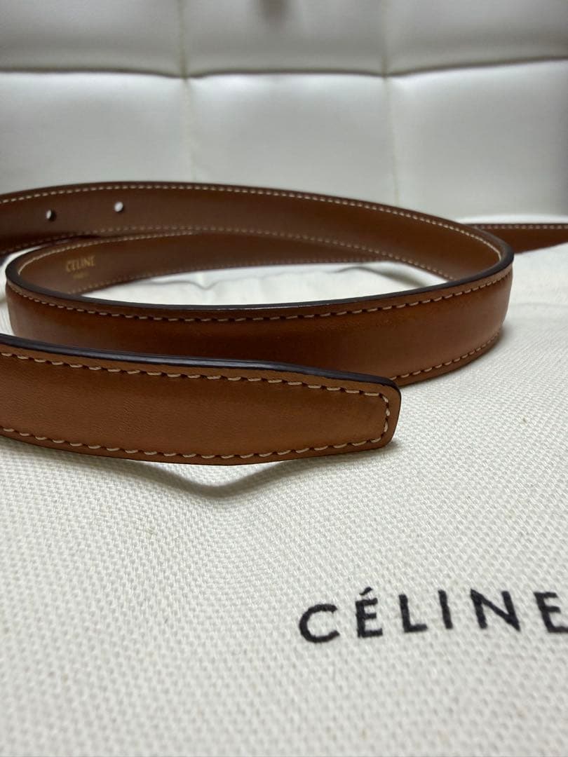 セリーヌ トリオンフ レザーベルト