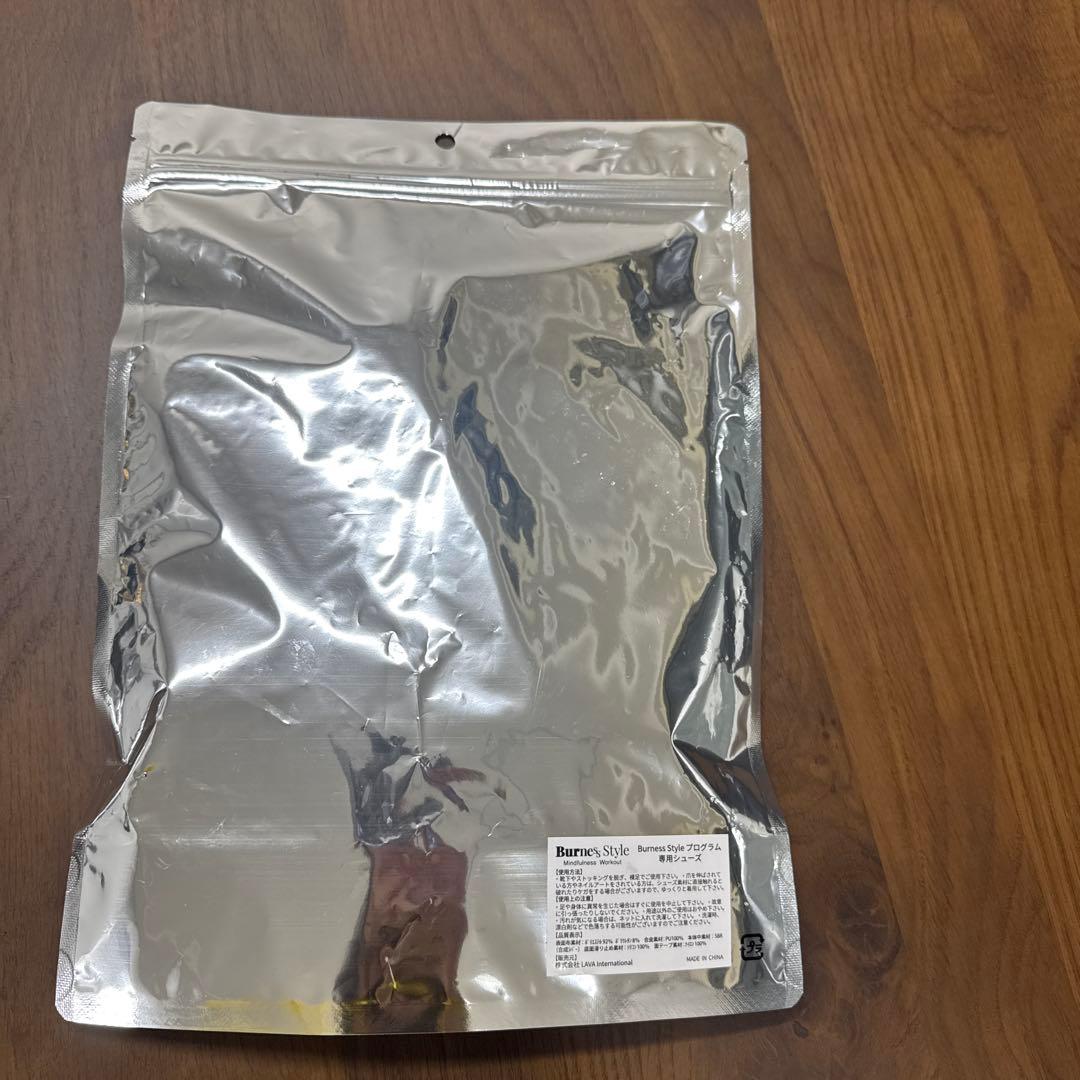 Burnes Style グローブシューズセット Mサイズ　★新品、未開封★