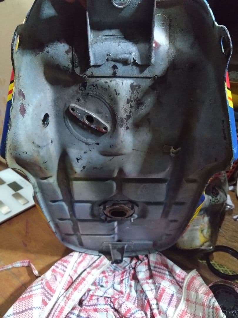 CBR400F タンク 福岡カラー