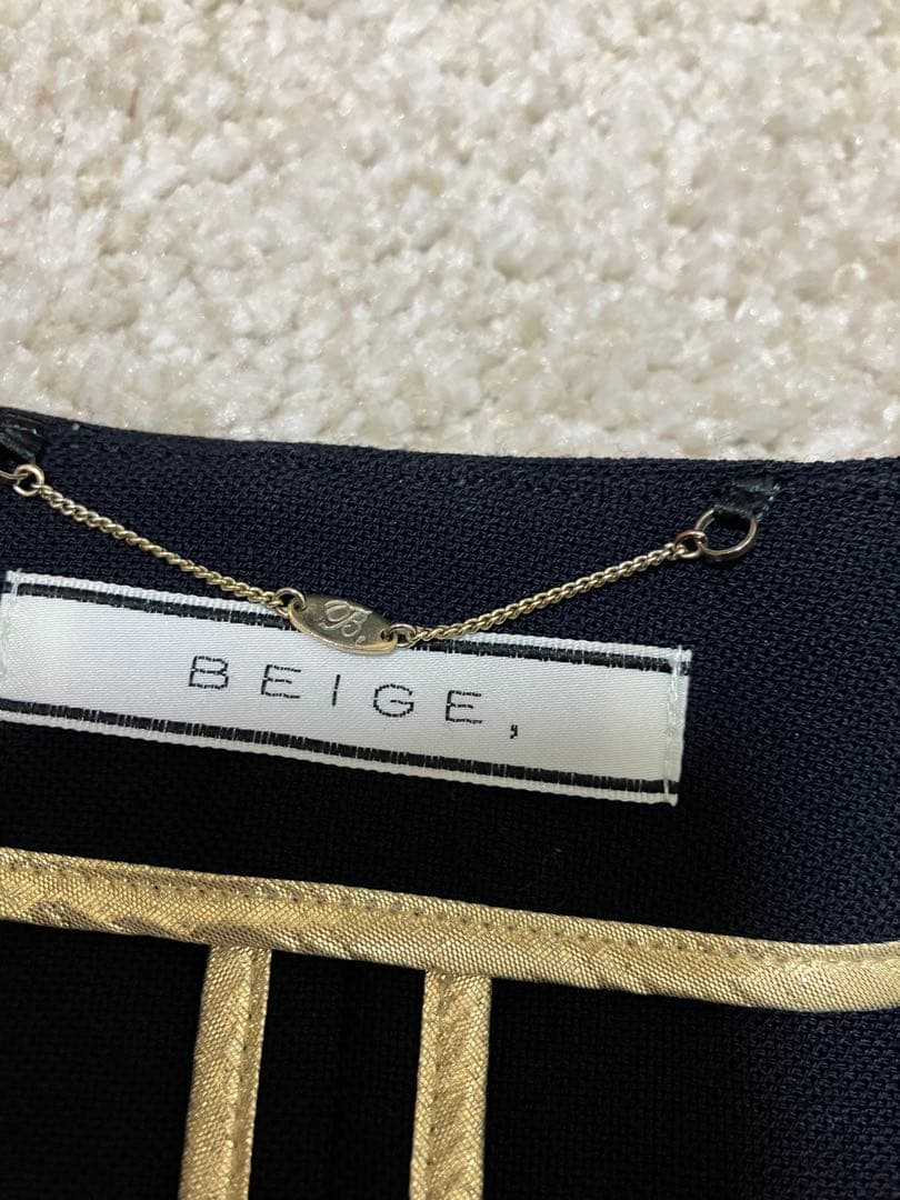 ベイジBeige,スカートスーツ2ジャケット紺EPOCANAYIアナイエポカ組曲