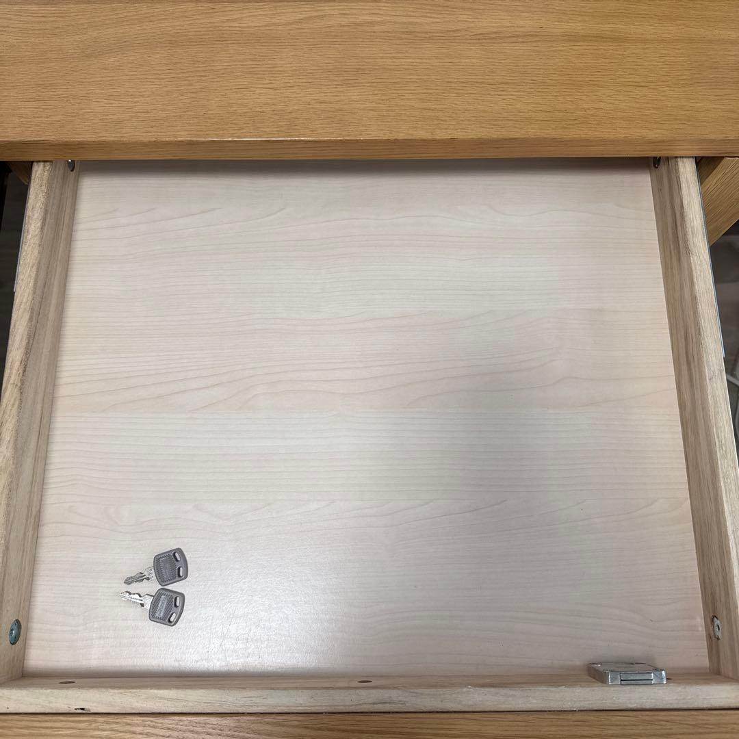 ☆限定値下げ☆ コイズミ ビーノ 学習机　幅120 ライト付き