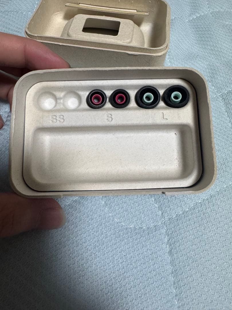 美品　sony WF 1000 XM5ワイヤレスイヤホン ブラック