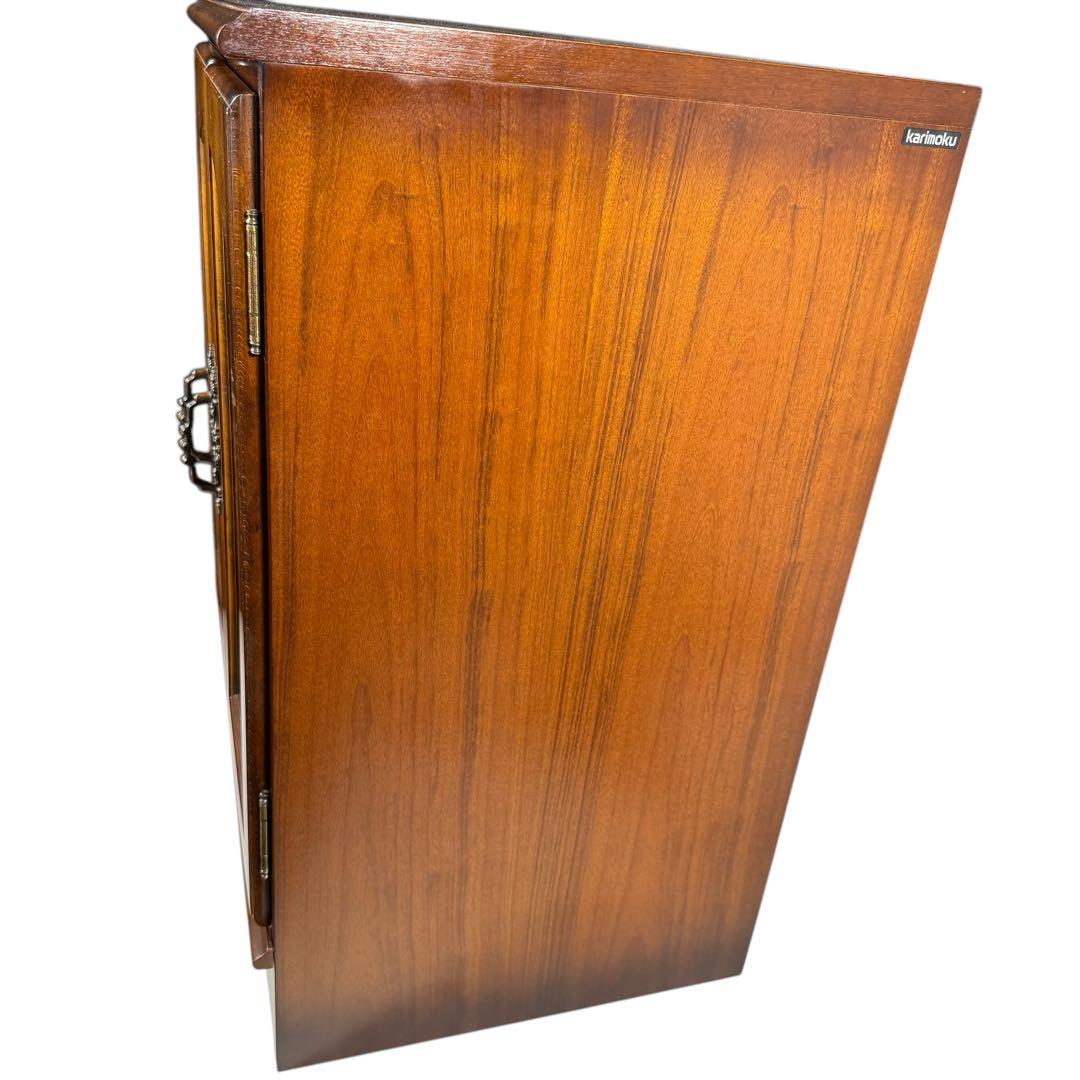 HR634カリモク 2枚扉　キャビネット　 コロニアル　収納棚　食器棚