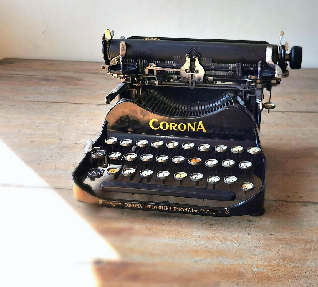 アンティーク　CORONA　ケースつきタイプライター