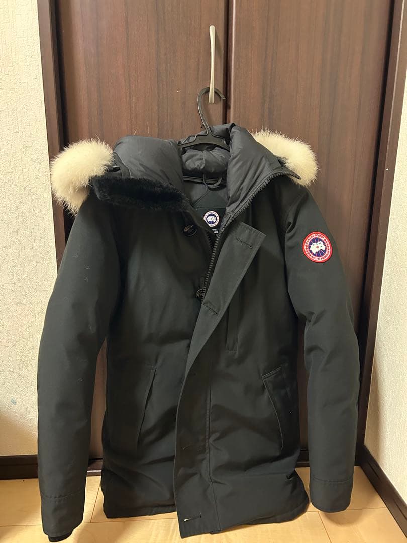   ブラック ダウンジャケット M