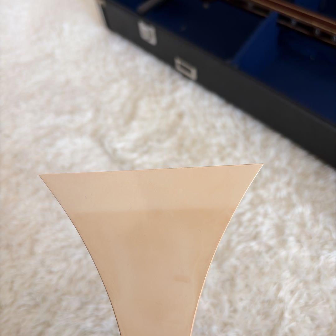 ば*ん様 三味線 民謡三味線 中棹 東さわり付き 紅木胴 ハードケース付き