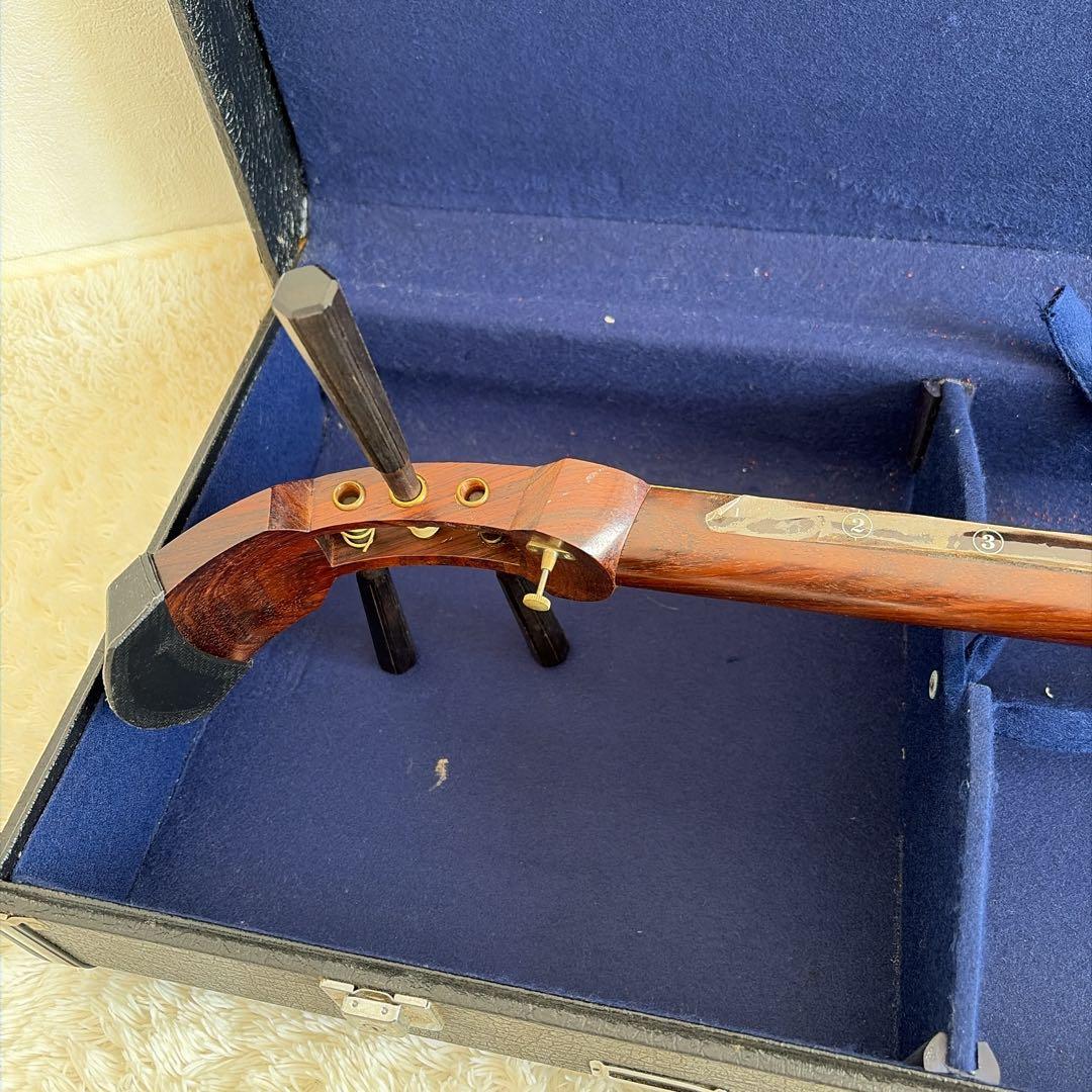 ば*ん様 三味線 民謡三味線 中棹 東さわり付き 紅木胴 ハードケース付き