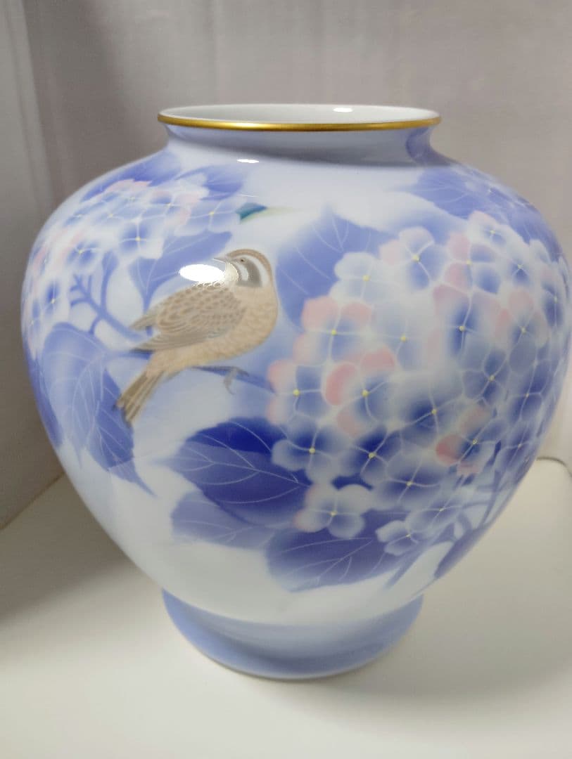 深川製磁　極美品　紫陽花小鳥文　花瓶