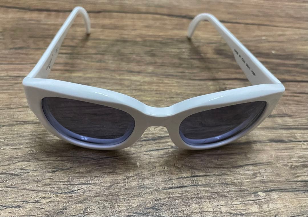 CHANEL サングラス ホワイト