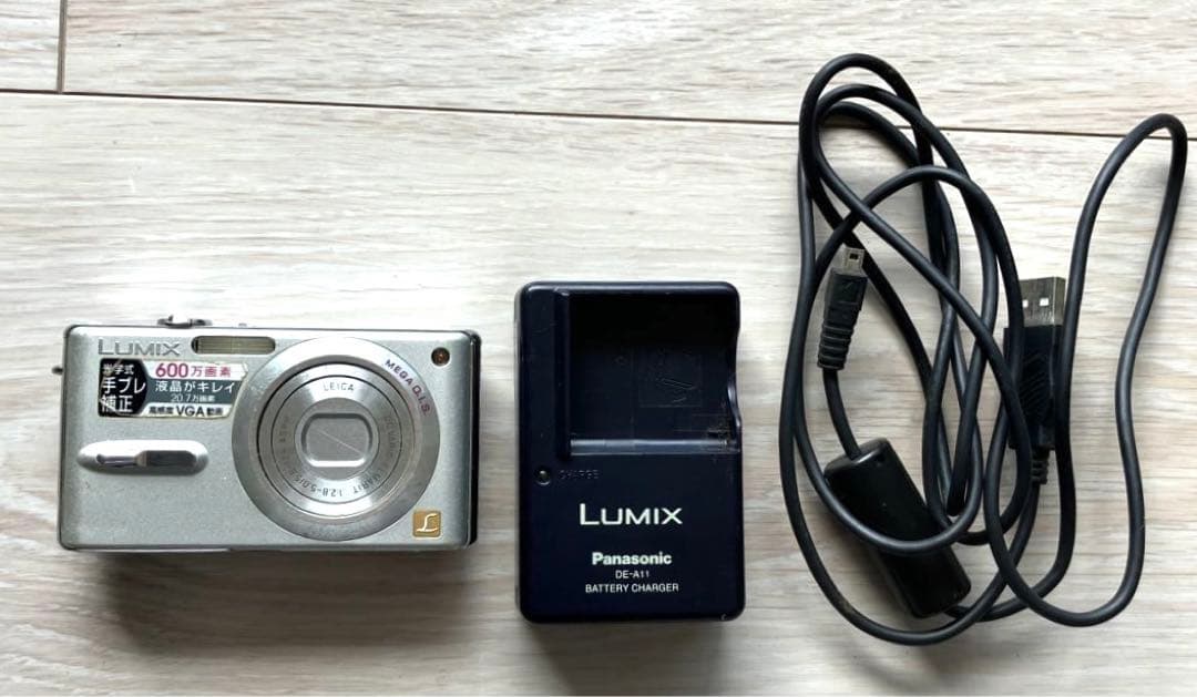 匿名配送ジャンクオールドコンデジPanasonic LUMIX DMC-FX9